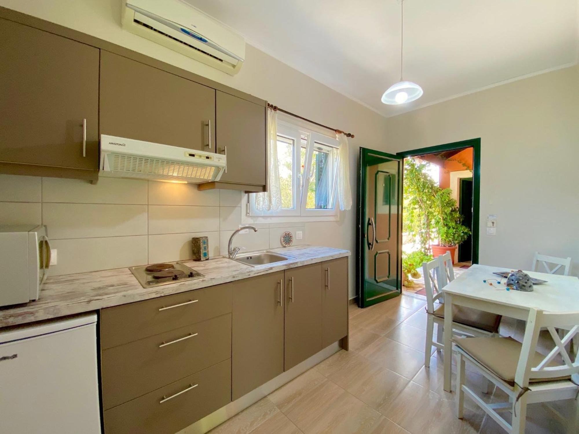 Asteraki Beach House By Dadovillas Acharavi  Exteriör bild