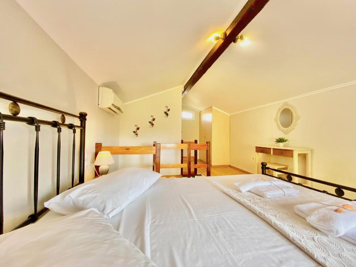 Asteraki Beach House By Dadovillas Acharavi  Exteriör bild