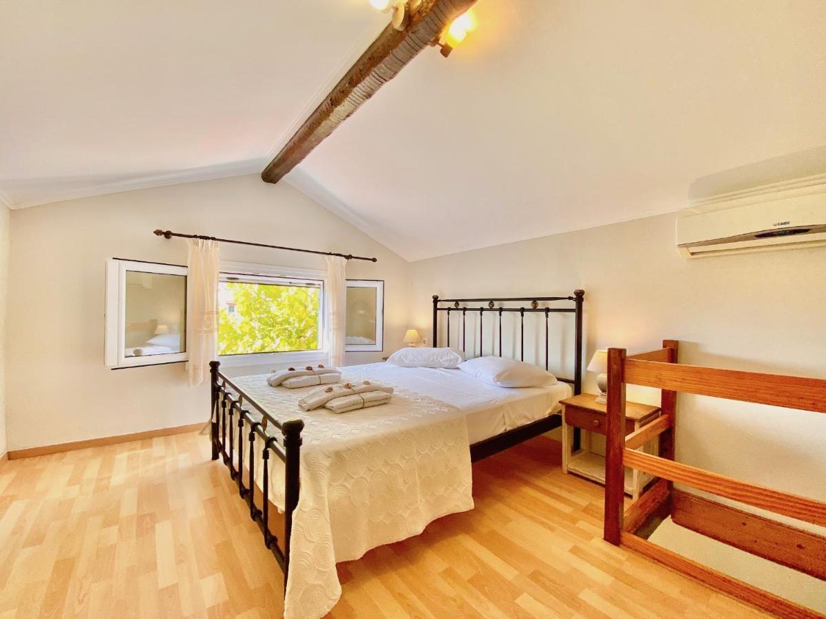 Asteraki Beach House By Dadovillas Acharavi  Exteriör bild